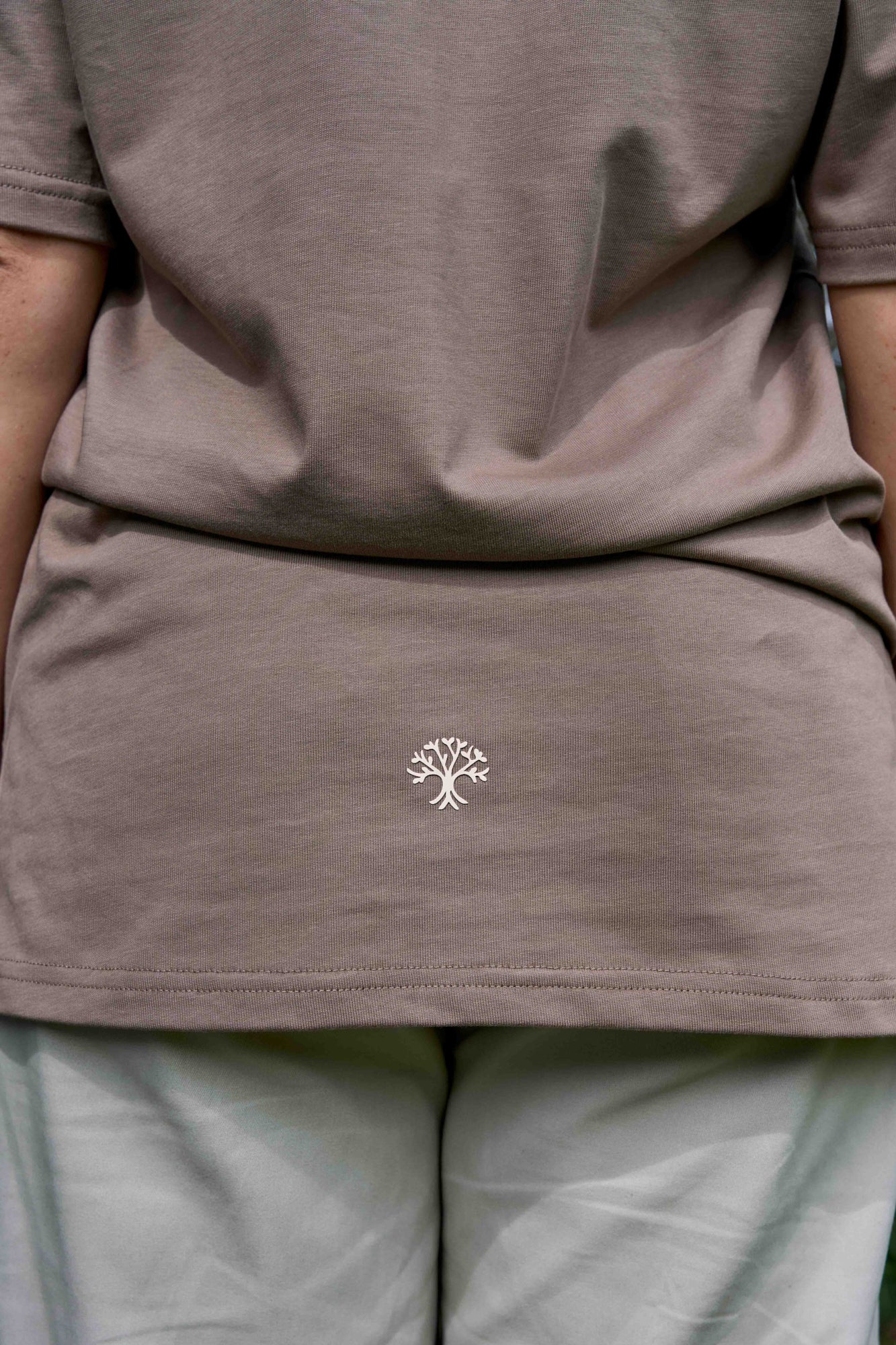 CAMISETA OVERSIZE GG CAFÉ