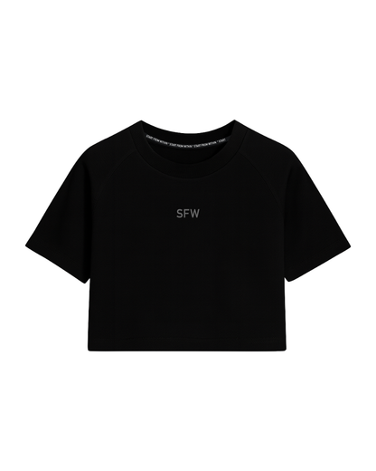 CROPTOP OVERSIZE ESSENTIAL NEGRO